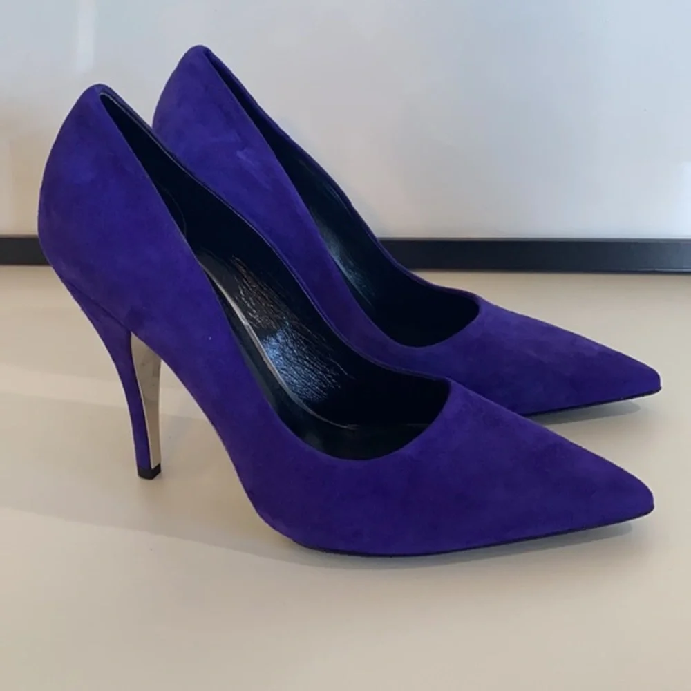 Calvin Klein 205W39NYC‎ Runway Purple Pumps size 38.5